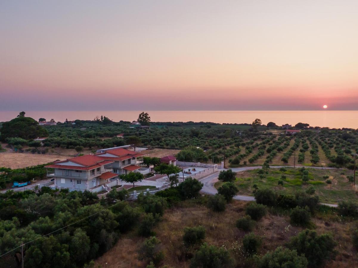 كيوبارِسِيا Terra Helios Suites & Studios المظهر الخارجي الصورة