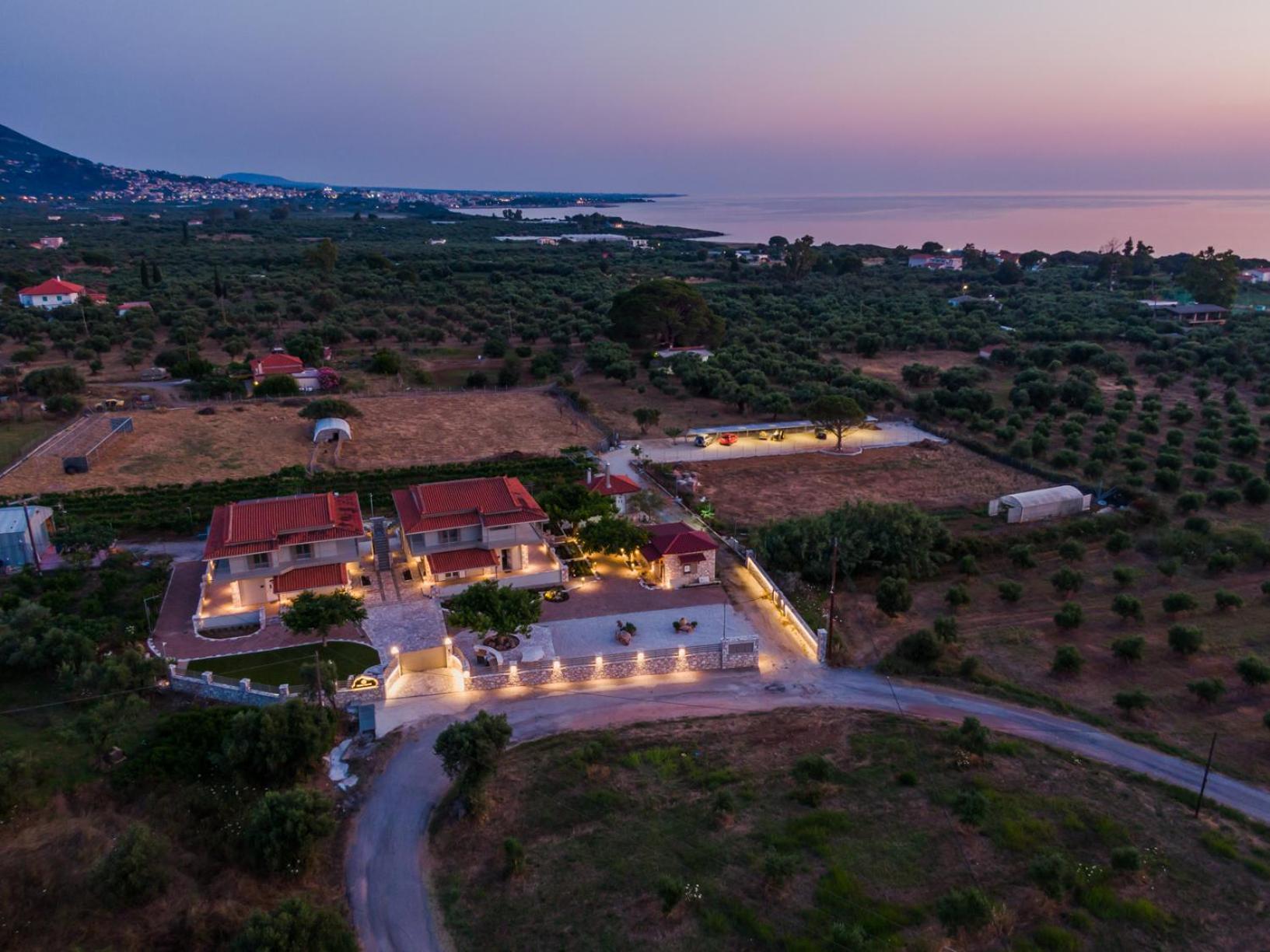 كيوبارِسِيا Terra Helios Suites & Studios المظهر الخارجي الصورة