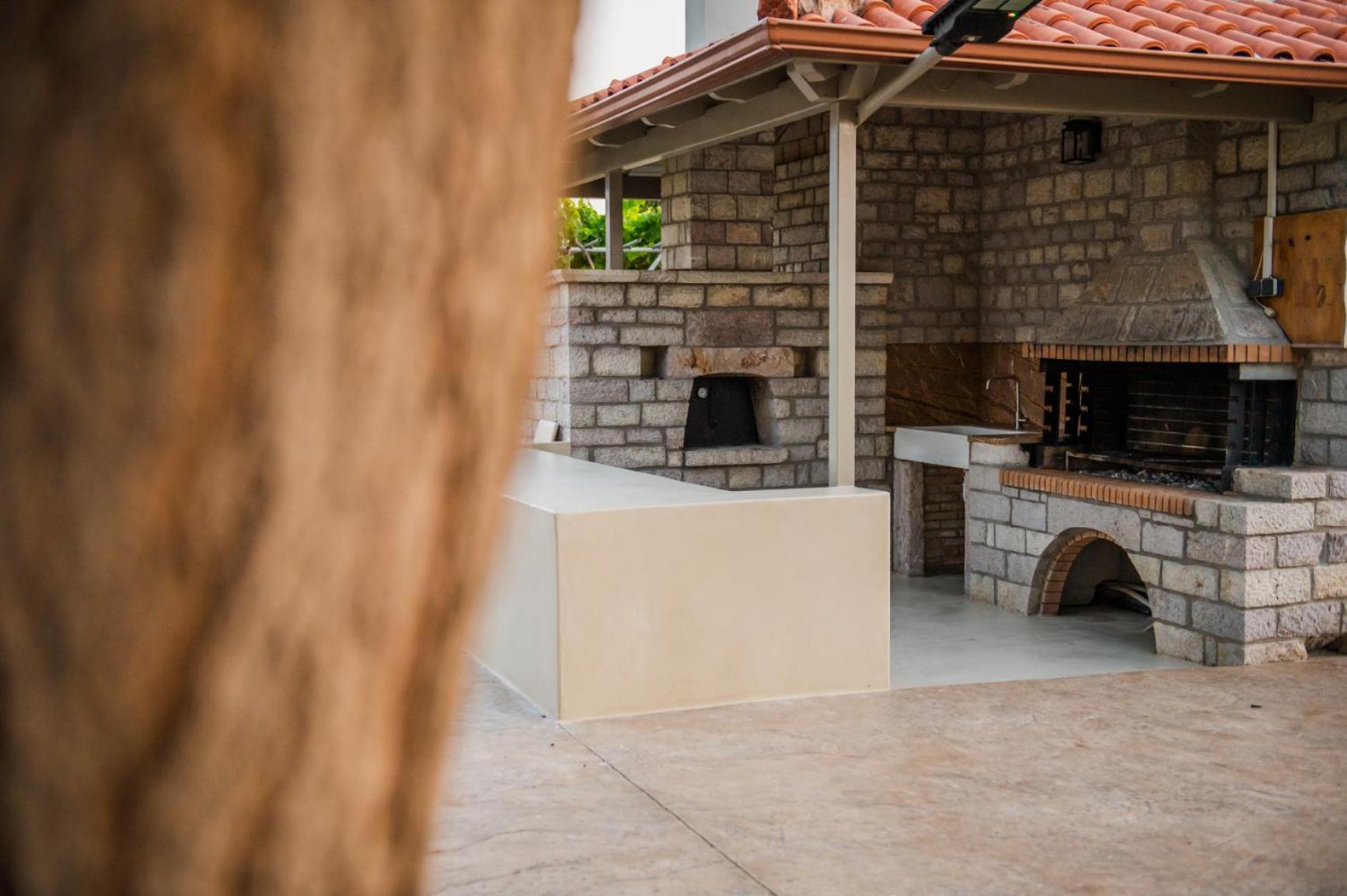 كيوبارِسِيا Terra Helios Suites & Studios المظهر الخارجي الصورة
