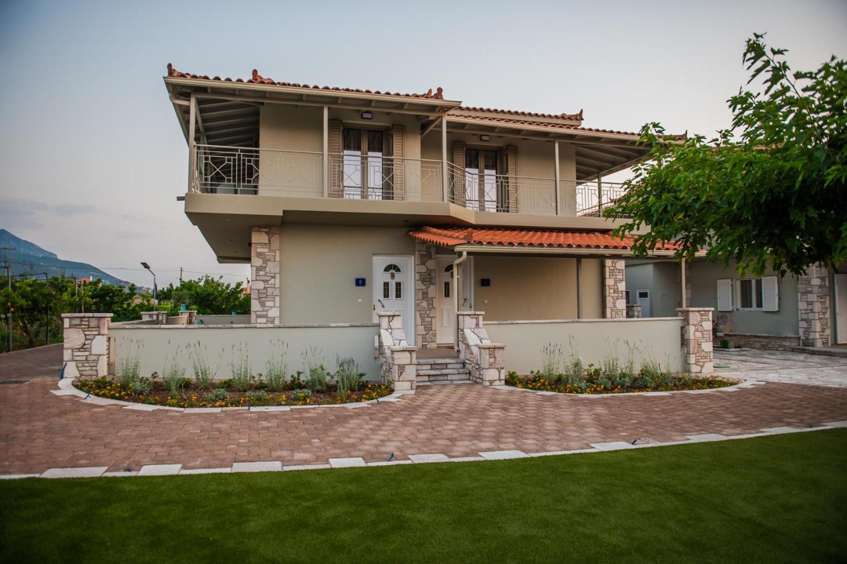 كيوبارِسِيا Terra Helios Suites & Studios المظهر الخارجي الصورة