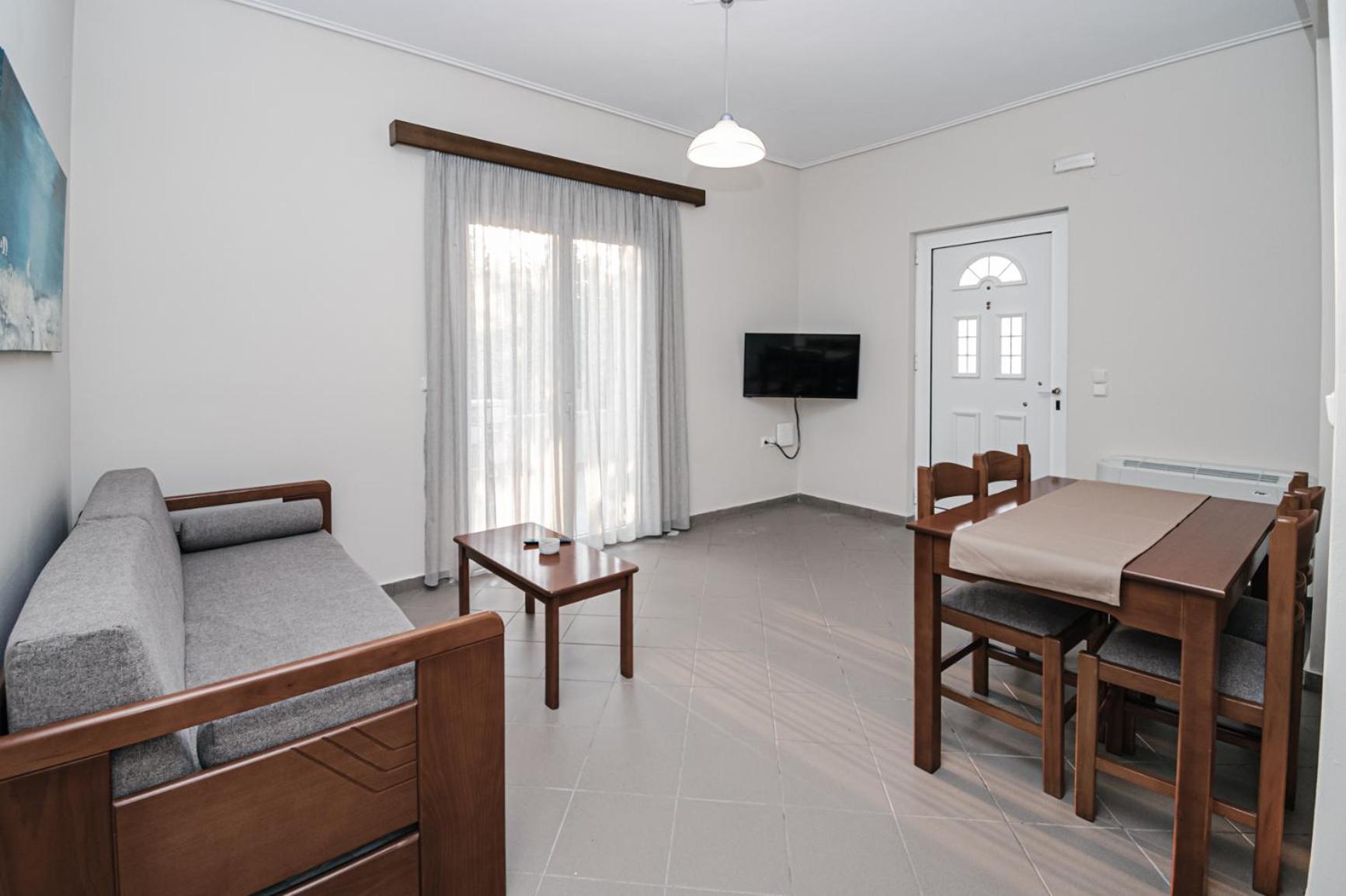 كيوبارِسِيا Terra Helios Suites & Studios الغرفة الصورة