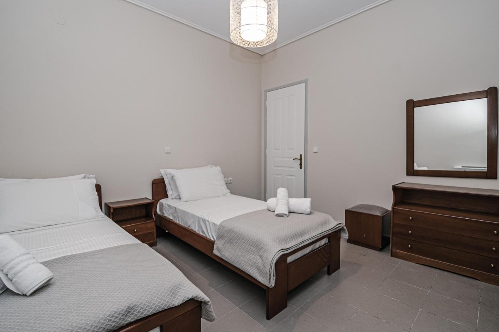 كيوبارِسِيا Terra Helios Suites & Studios الغرفة الصورة