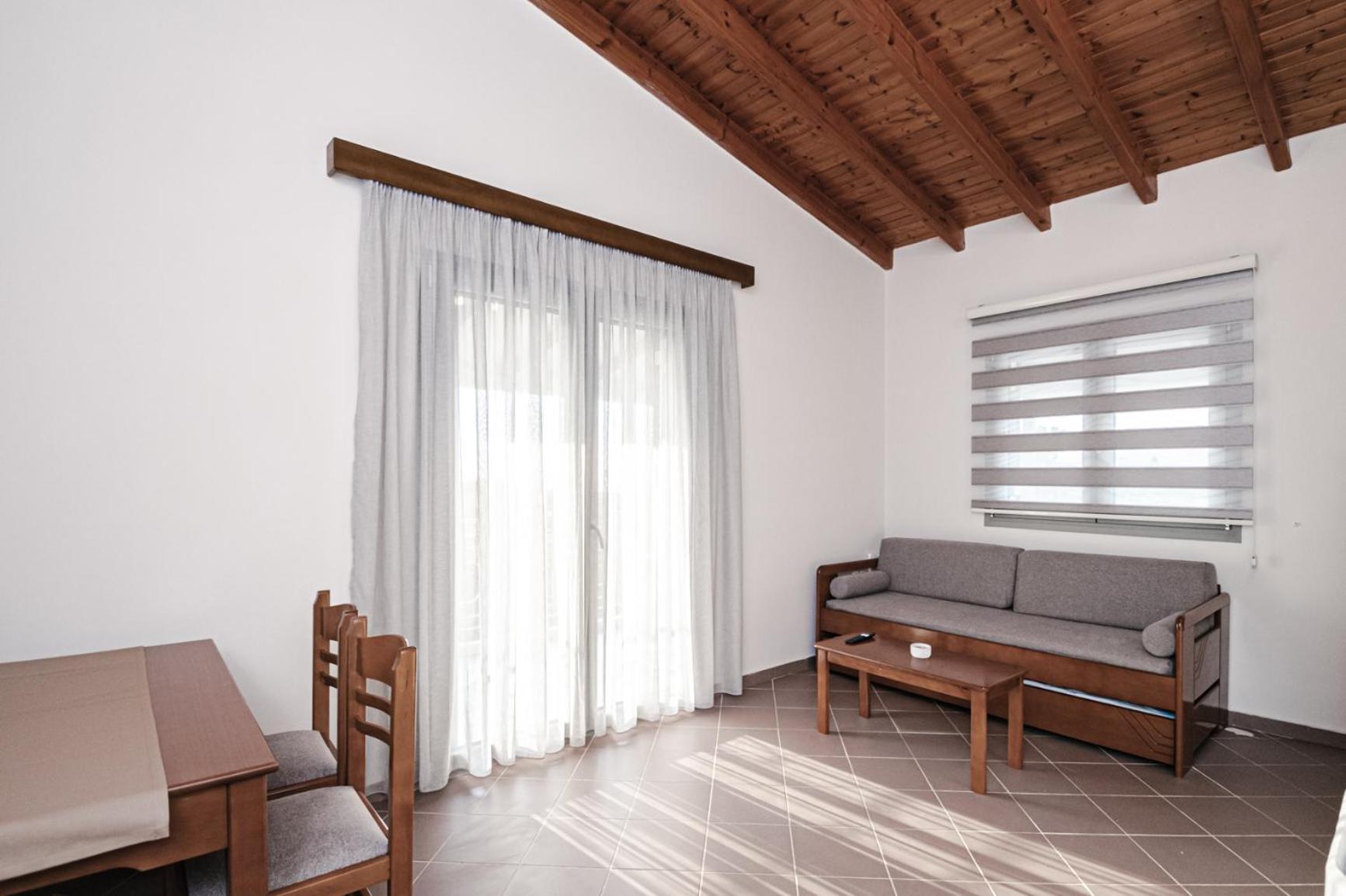 كيوبارِسِيا Terra Helios Suites & Studios الغرفة الصورة