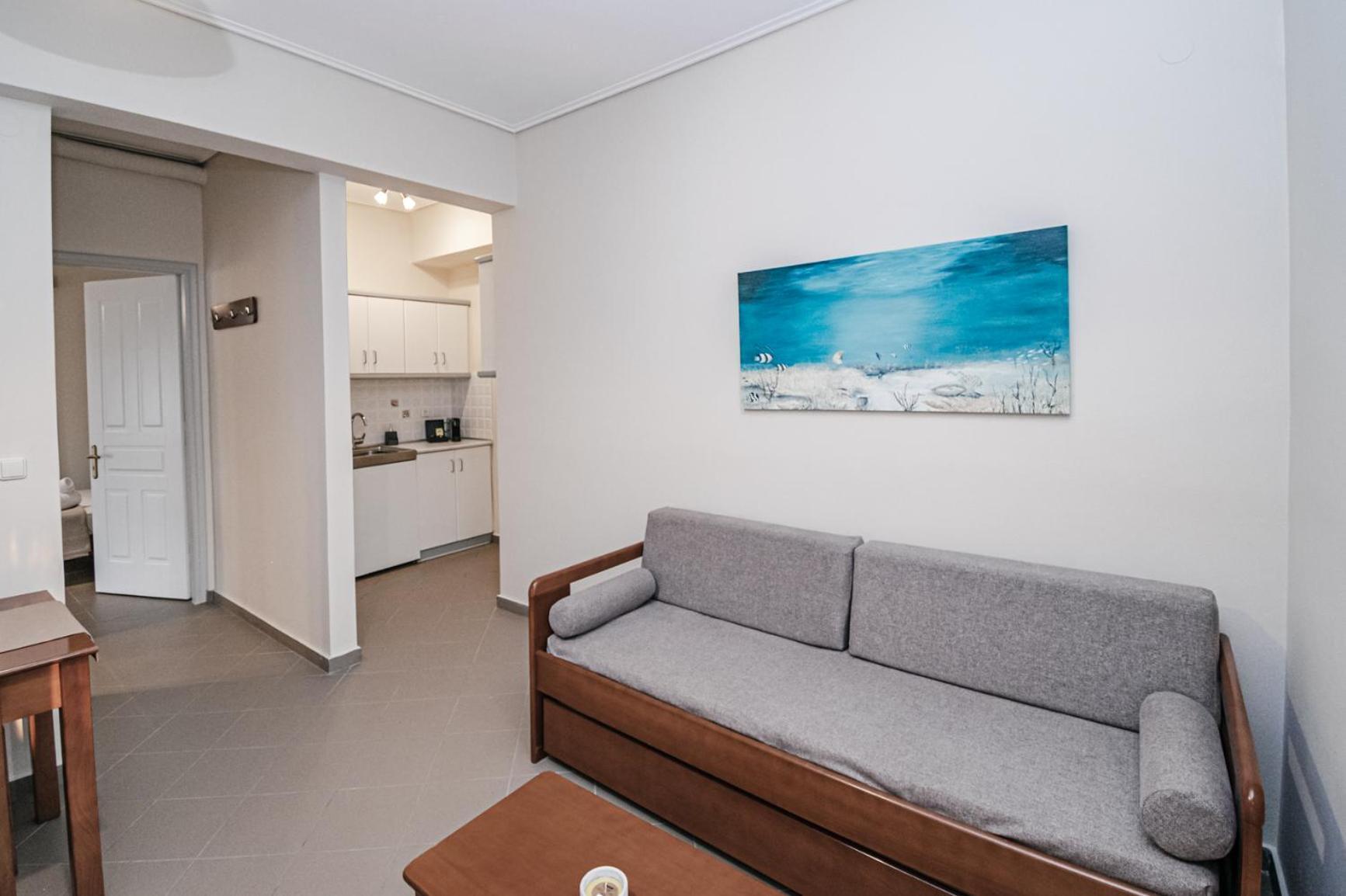 كيوبارِسِيا Terra Helios Suites & Studios الغرفة الصورة