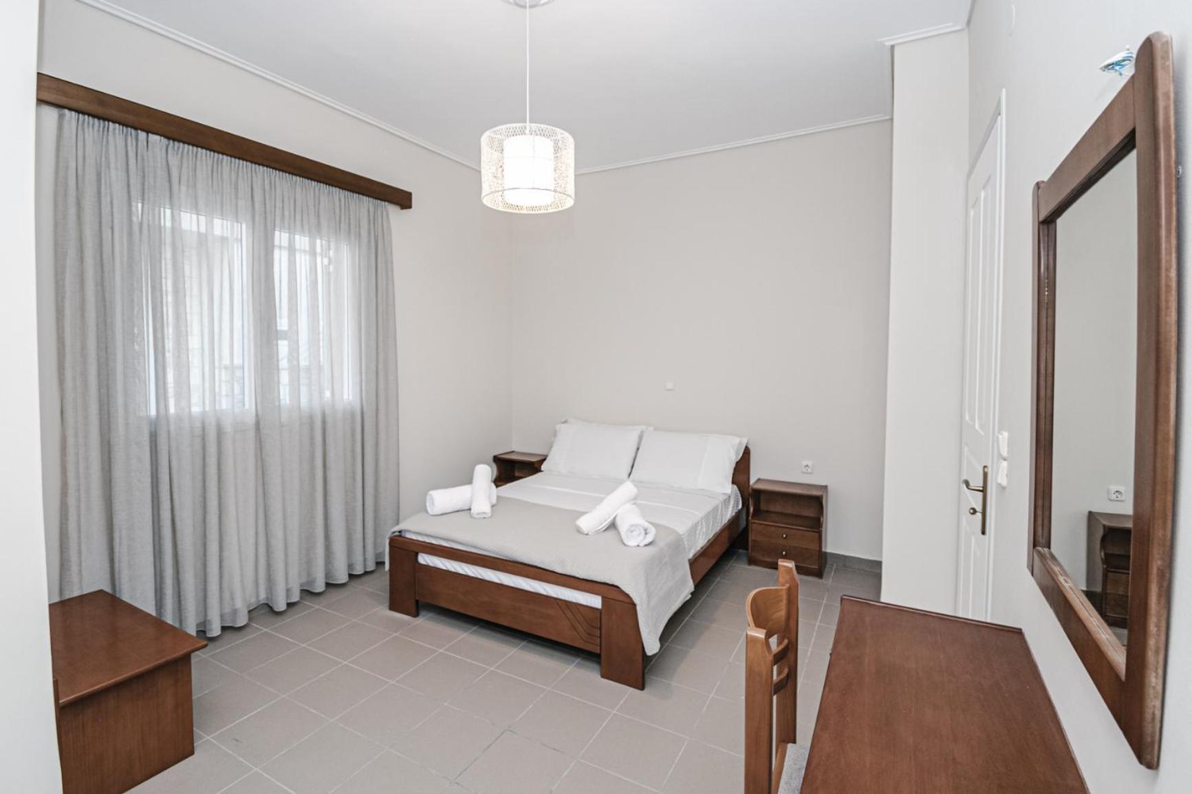 كيوبارِسِيا Terra Helios Suites & Studios الغرفة الصورة