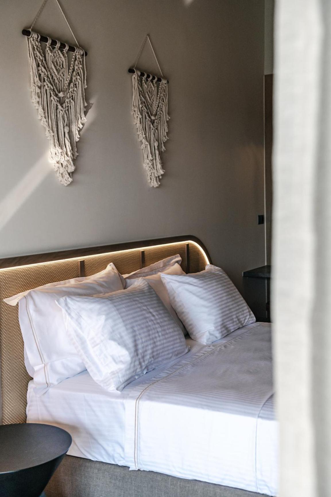 كيوبارِسِيا Terra Helios Suites & Studios الغرفة الصورة